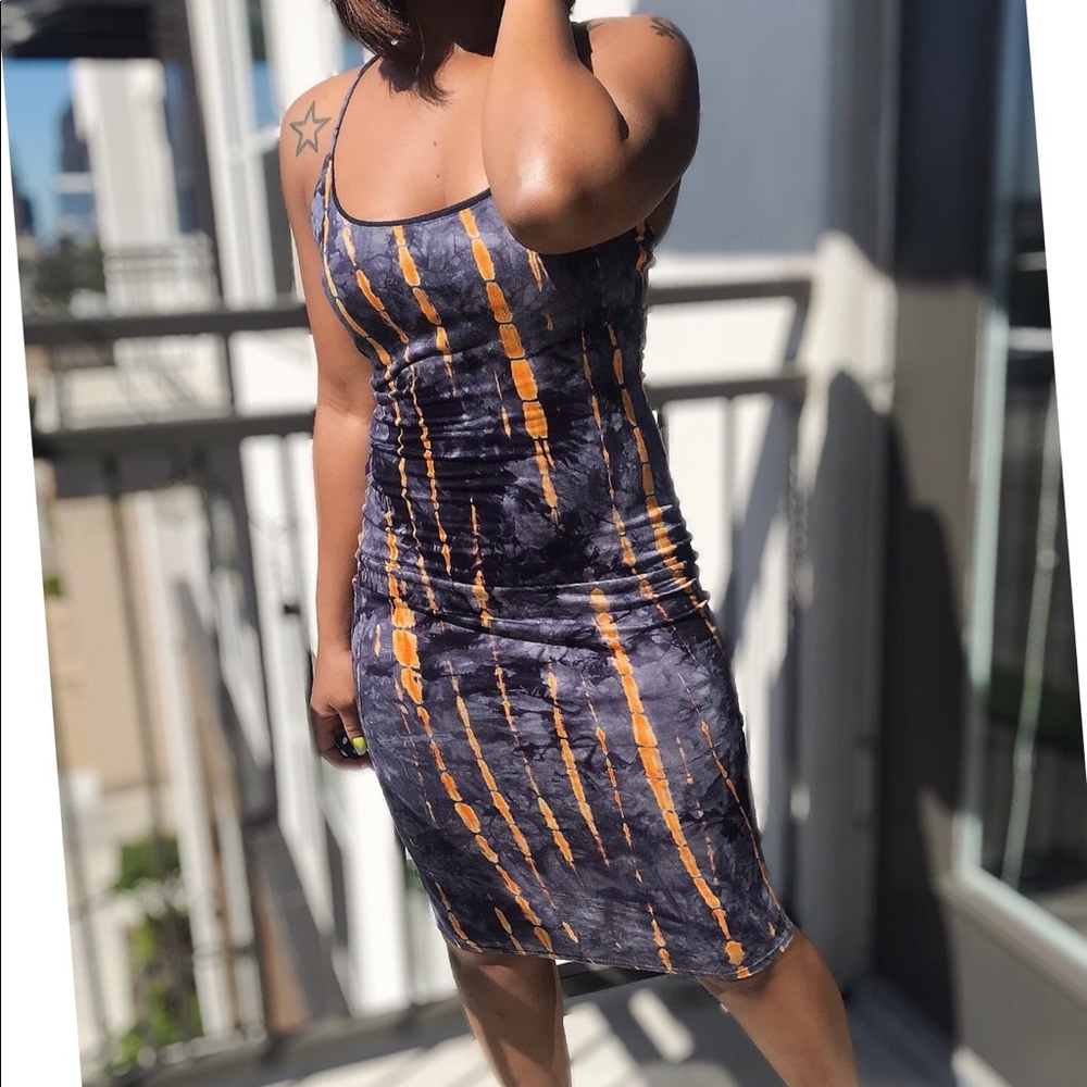 Navy & Orange Tie Dye Dress 😍